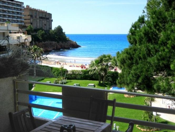 סאלו Apartamento Playamero Deluxe Playa Capellans Frente Al Mar מראה חיצוני תמונה